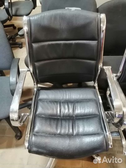 Компьютерное кресло