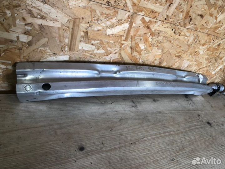 Усилитель бампера задний Audi Q7 4M