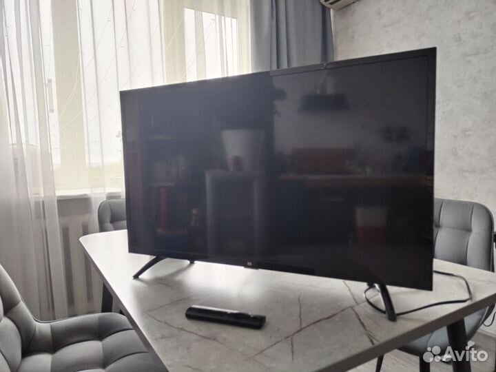Продам SMART телевизор xiaomi 32
