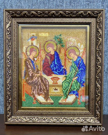Икона из бисера Святая Троица