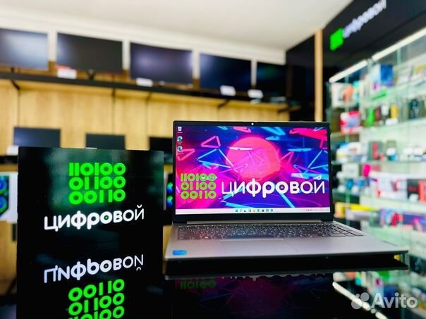 Мощный ноутбук Lenovo i3-1115G4/DDR4-8/SSD-256