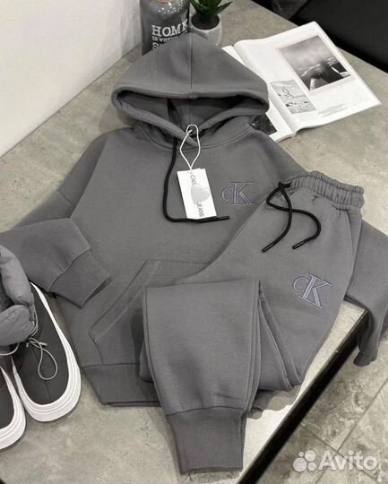 Спортивный костюм женский на флисе