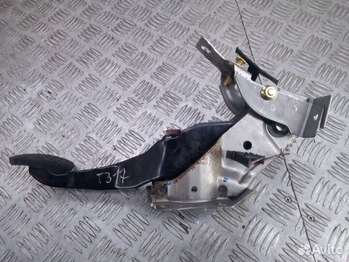 Педаль тормоза Mazda 6 GG 2004 GJ6A43300B