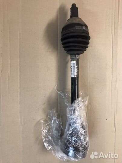 Привод передний левый Skoda Rapid