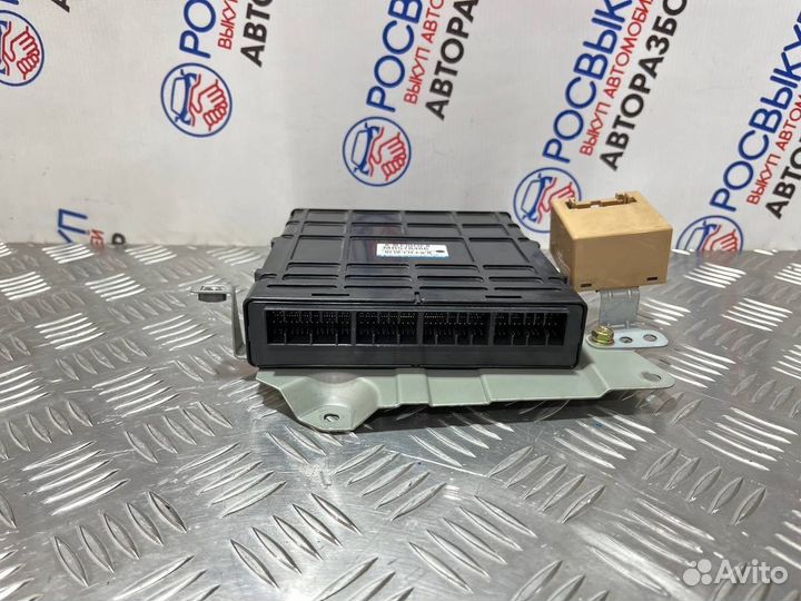 Эбу двс Mitsubishi Pajero 3 V60