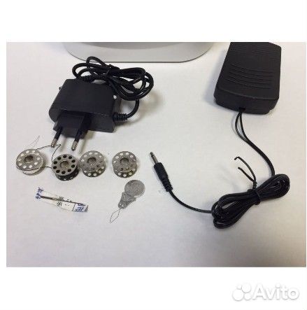 Мини швейная машинка