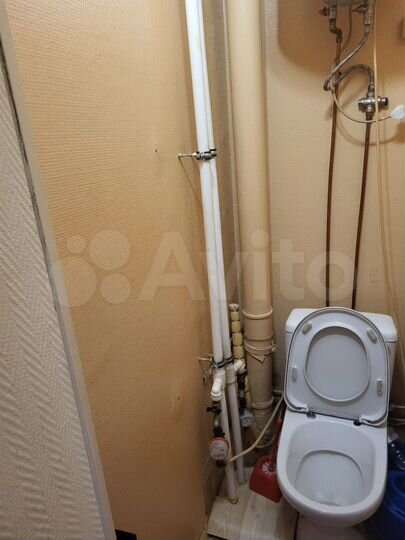 2-к. квартира, 45 м², 1/9 эт.