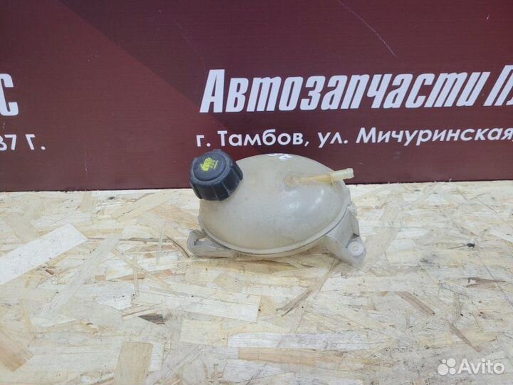 Бачок расширительный Renault Logan