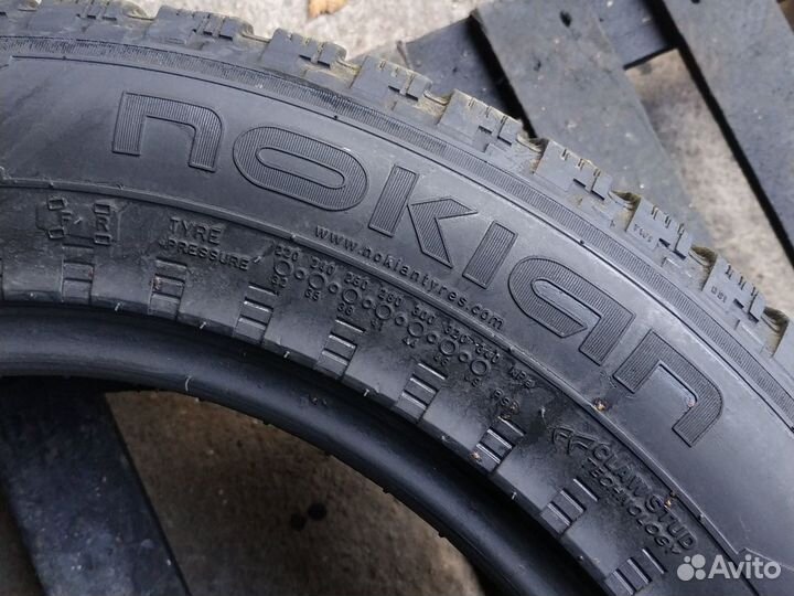 Nokian Tyres Hakkapeliitta SUV 5 255/55 R17 108T