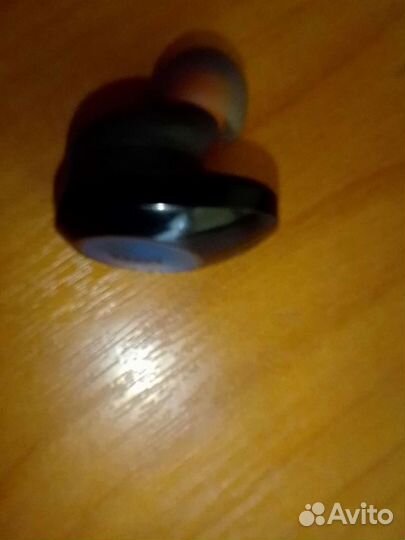 Беспроводной наушникjbl