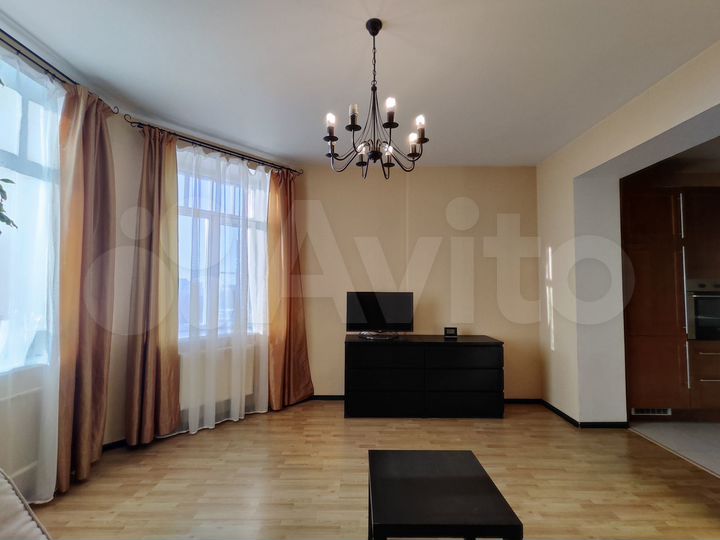 2-к. квартира, 76,1 м², 8/8 эт.