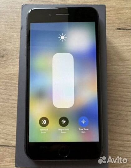 iPhone 8 Plus, 64 ГБ