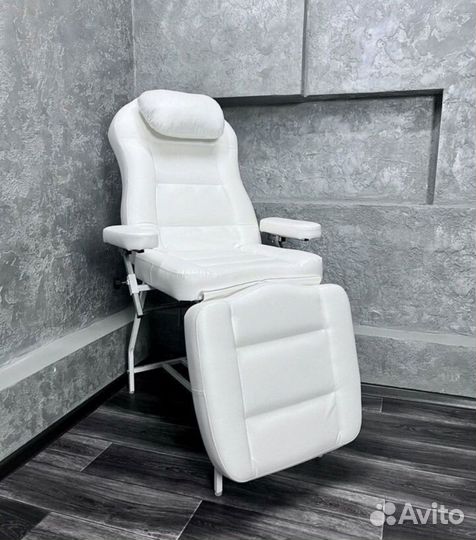 Кушетка косметологическая массажная