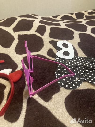 Новогодние атрибуты (маски, очки, ободок)