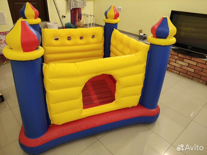 Детский надувной батут