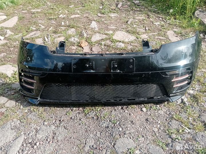 Бампер передний на Рейнж Ровер Велар 2019г
