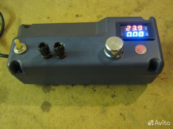 Блок питания-зарядник 0-24 вольта 4А