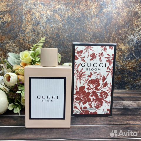 Упаковка Gucci Bloom