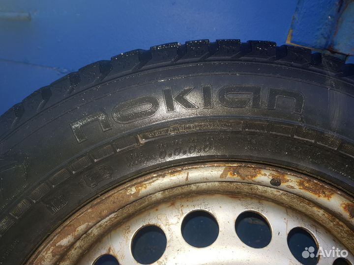 Nokian Tyres Hakkapeliitta C Van 215/65 R16C 109T