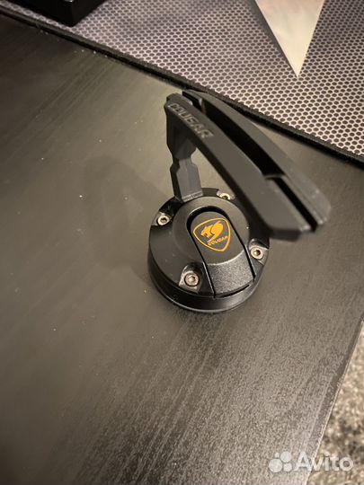 Держатель для провода мыши