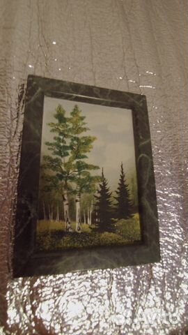 Картины из уральских самоцветов в раме из змеевика