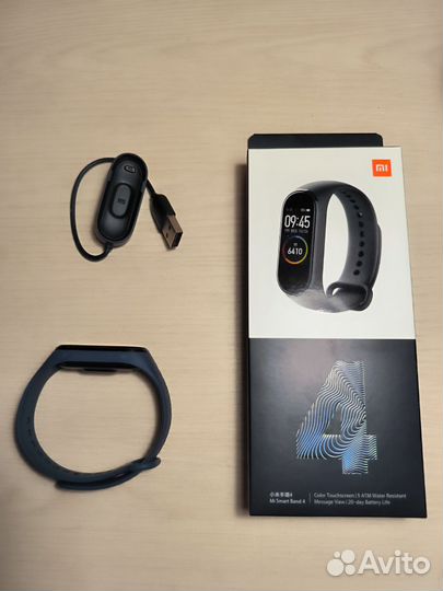 Фитнес браслет Xiaomi Mi Band 4