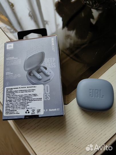Беспроводные наушники jbl wave 300