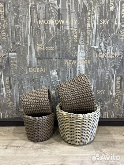 Кашпо из ротанга