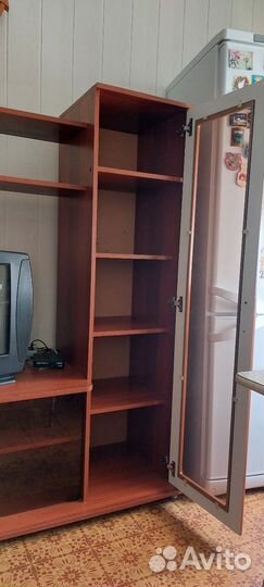 Тумба под телевизор