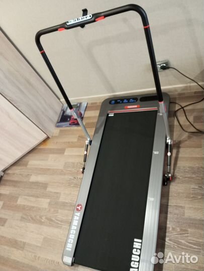 Продам беговую дорожку Yamaguchi