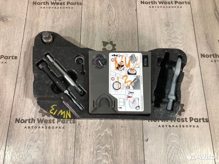 Набор инструментов Volkswagen Touareg 2 (Nf)