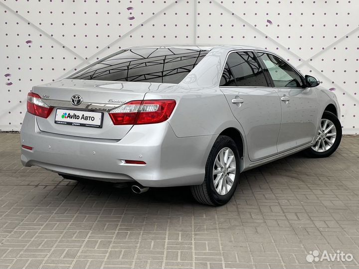 Toyota Camry 2.5 AT, 2012, 235 601 км