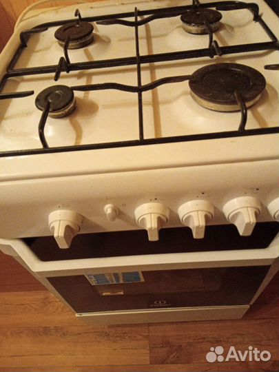 Газовая плита Indesit