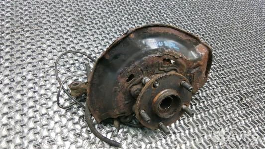 Ступица передняя левая toyota avensis T27 (UBN03K9