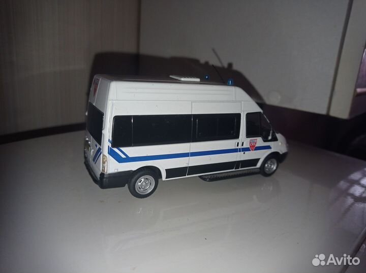 Модель автомобиля Ford Transit