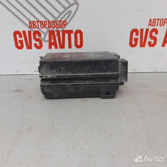 Блок предохранителей под капот Kia Cerato 1 LD