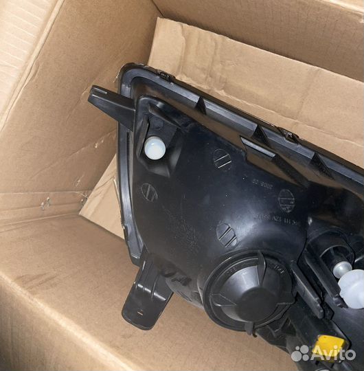 Фара передняя левая Nissan Almera Classic