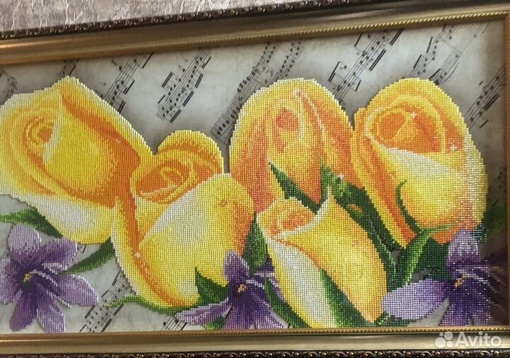 Картина ручной работы бисером «Тюльпаны»