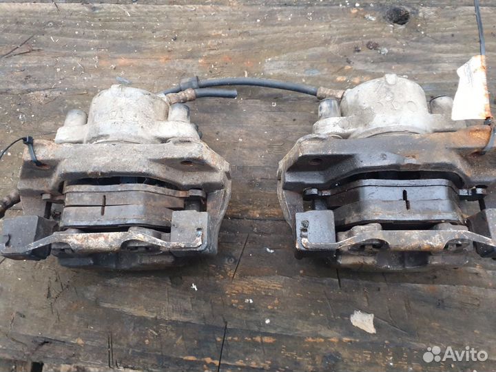 Суппорта в сборе BMW 60/22/296