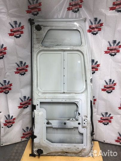 Дверь багажника задняя левая Renault Master