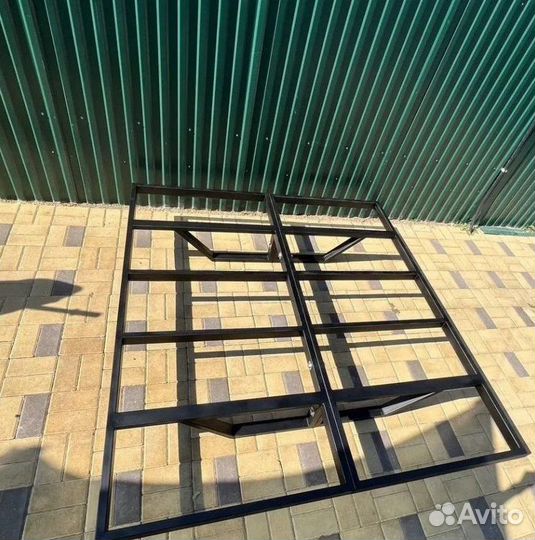 Кровать двухспальная лофт