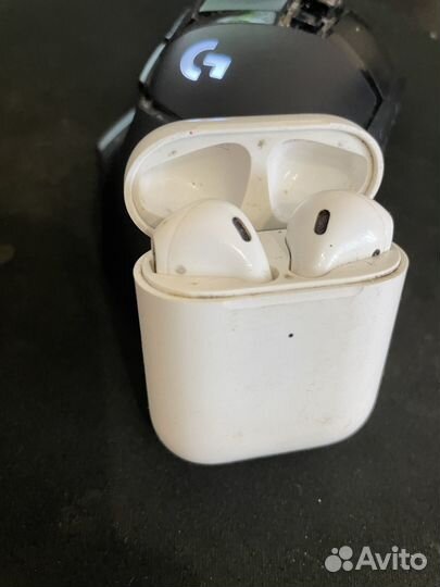 Наушники Apple pods Б/у недолго