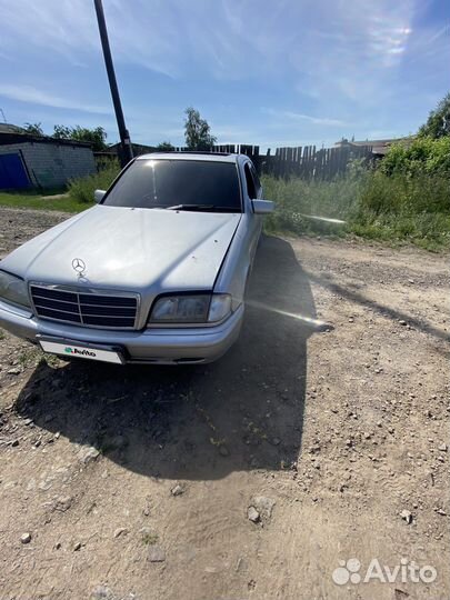 Mercedes-Benz C-класс 2.0 МТ, 1997, 500 000 км