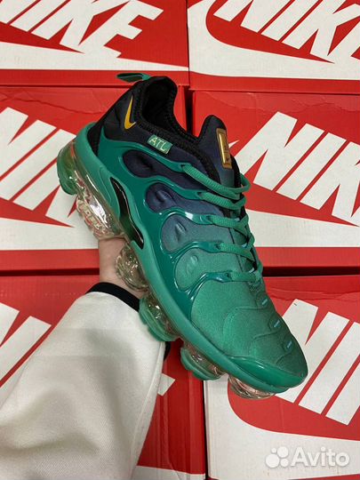 Кроссовки Vapormax Plus