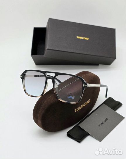 Солнцезащитные Очки Хамелеон Tom Ford (2025)