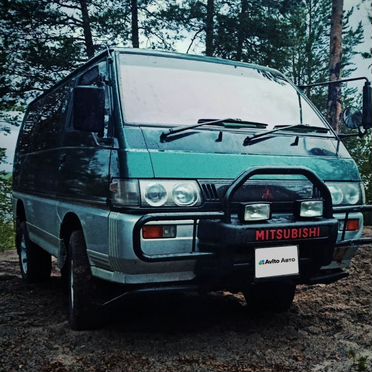 Mitsubishi Delica 2.0 MT, 1982, 275 000 км