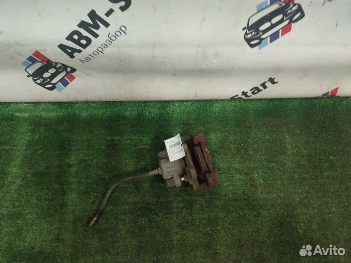 Суппорт тормозной задний левый Bmw 116I F20