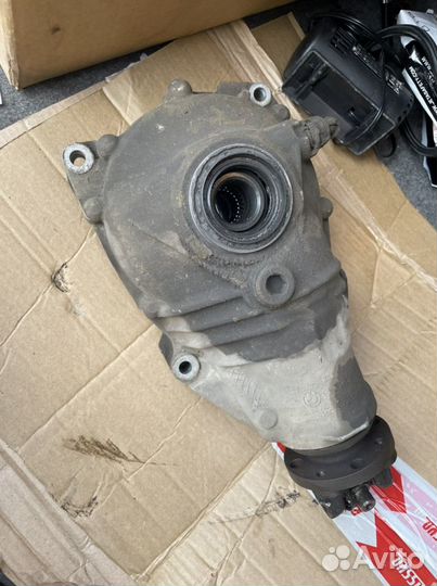 Редуктор переднего моста BMW