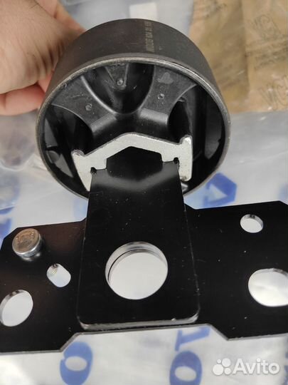 Сайлентблоки подвески 2шт Volvo xc60 xc70 s60 s80