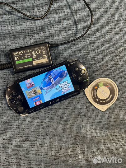 PSP прошитая 32гб+30 топ игр комплект